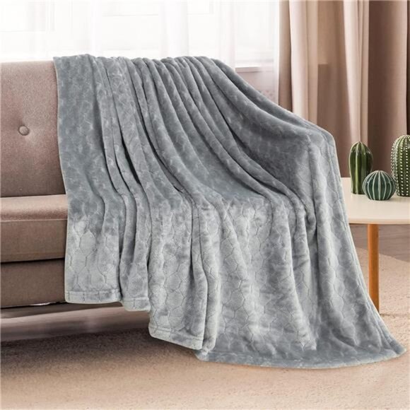 Fleece Blanket Super Soft Cozy Throw Blanket 50" x 60", Lightweight Fuzzy - Picture 2 of 7